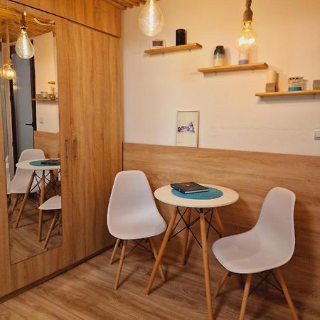 Ferienwohnung Airport Easy Link Iasi Exterior foto