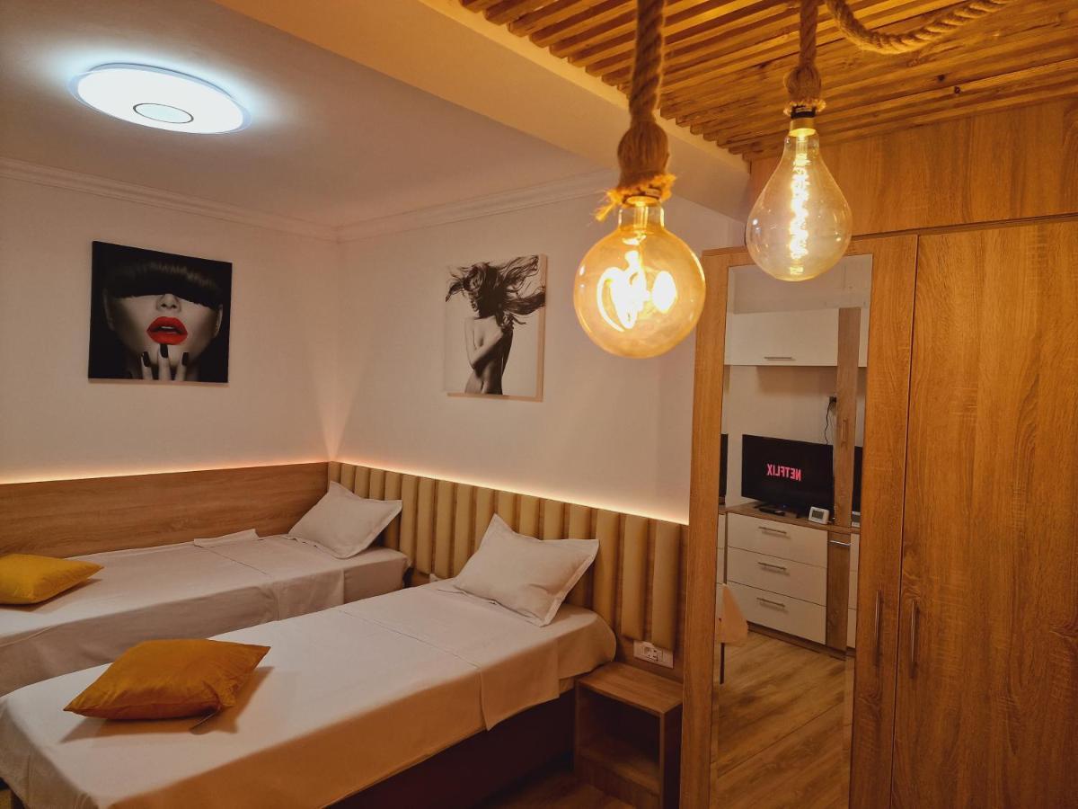 Ferienwohnung Airport Easy Link Iasi Exterior foto